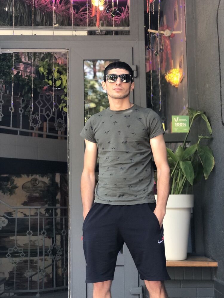  ,   Fazik, 26 ,   ,   