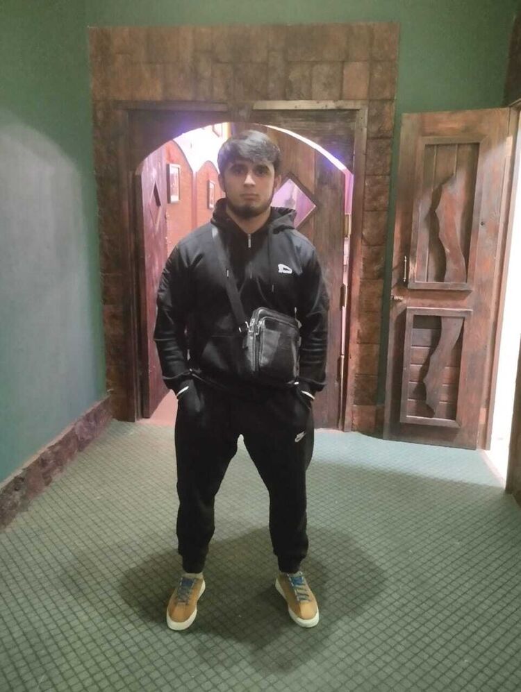  50446216  Rakhmoil, 21 ,    