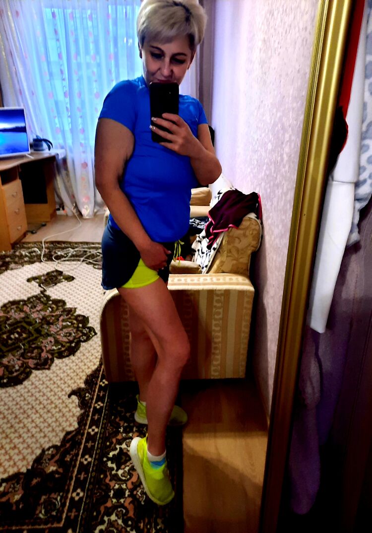  47484906  Elena, 48 ,    
