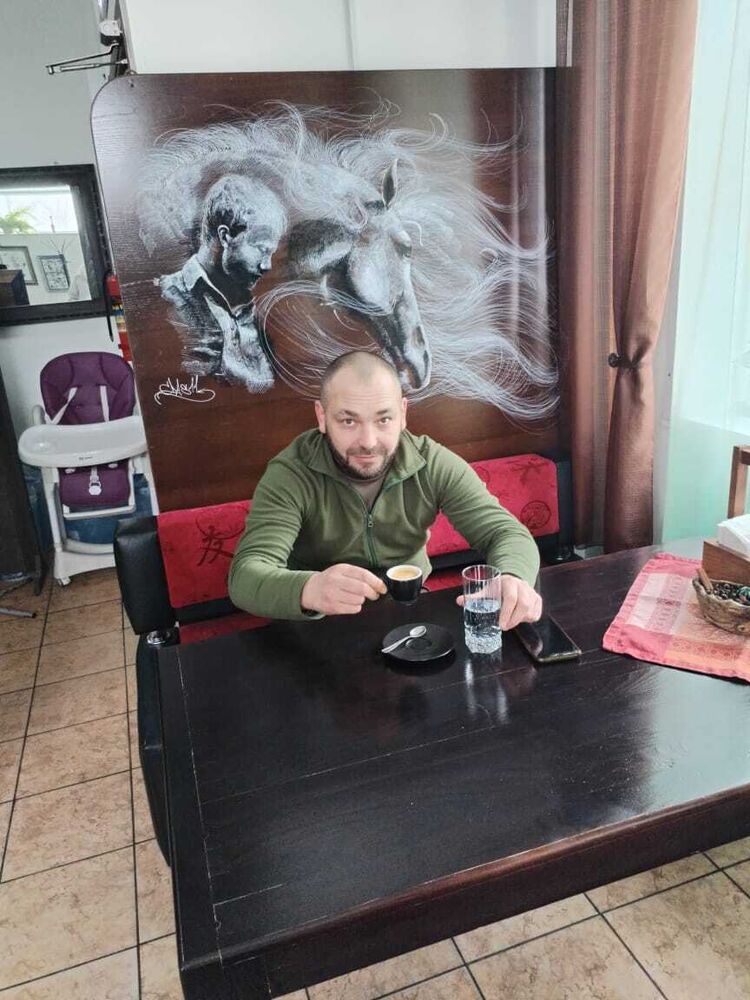  ,   Ivan, 40 ,   ,   , c , 