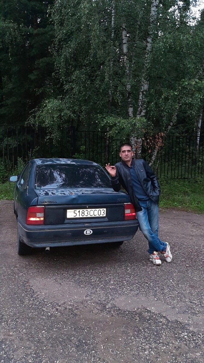  ,   Utkir, 40 ,   ,   , c , 