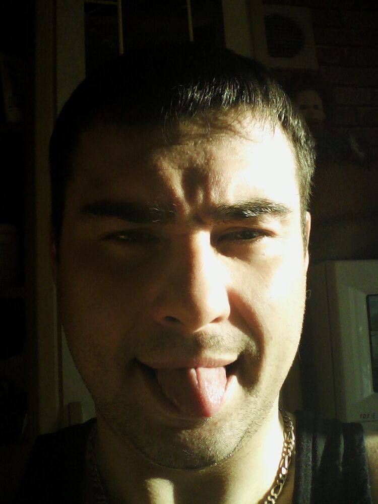  15631456  Ivan, 42 ,    