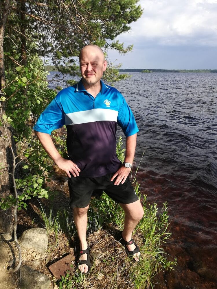  ,   Vitalij, 52 ,   ,   , c 