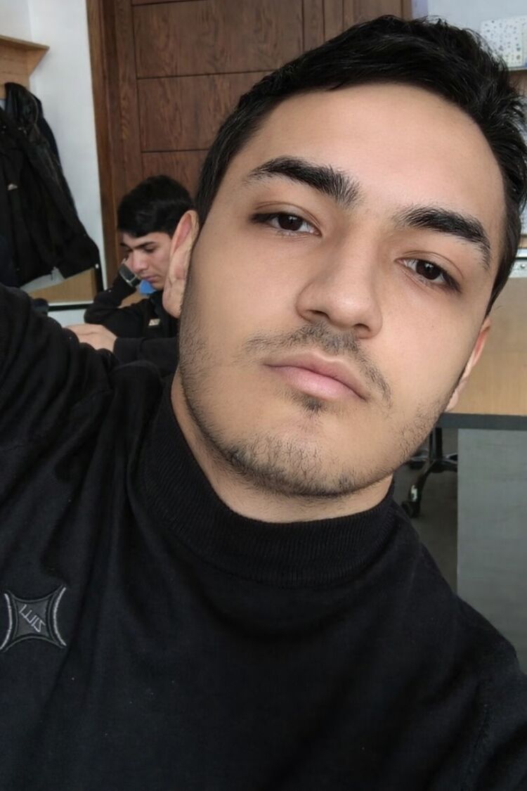 ���� 56046356 ����� Akbar, 18 ���, ���� ���������� � ����