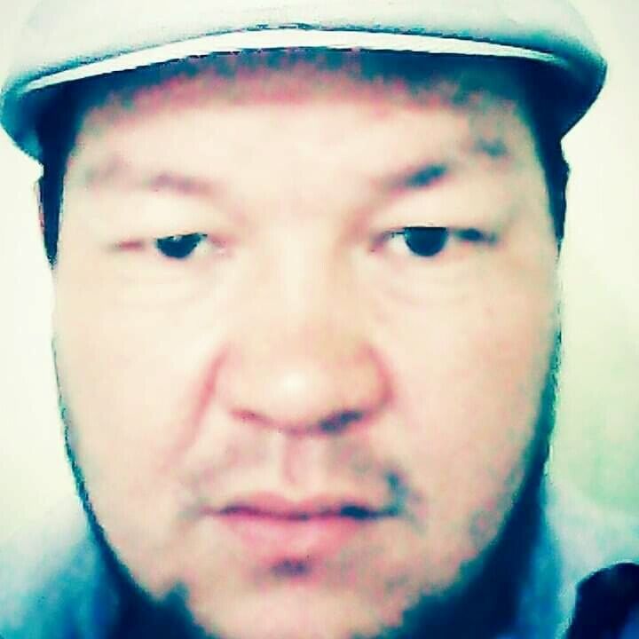  23845016  Naserdin, 44 ,    