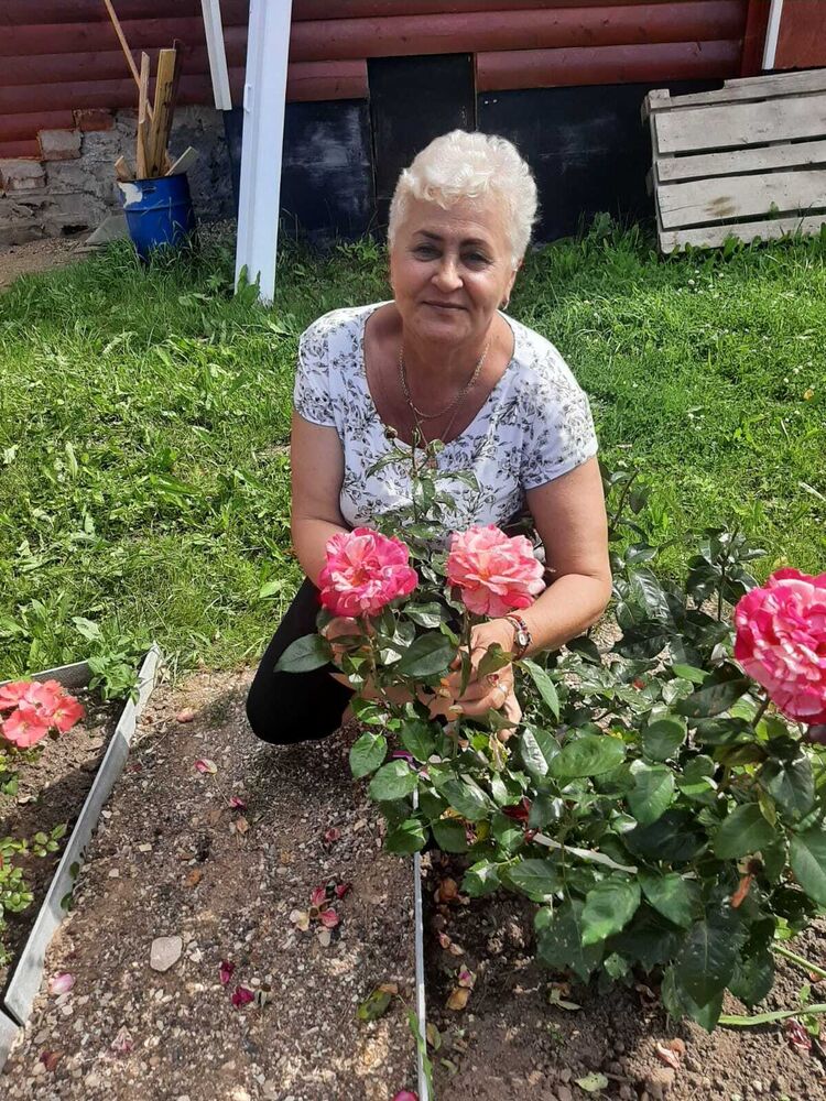  41735316  Irina, 62 ,    