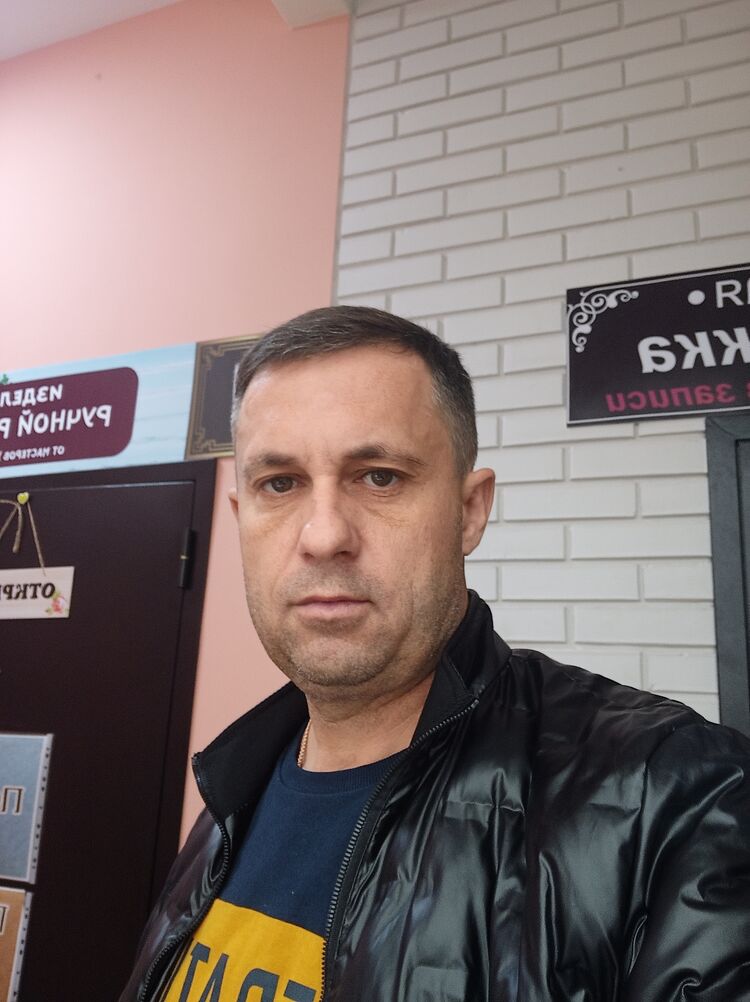  ,   Vladislav, 48 ,     , c 