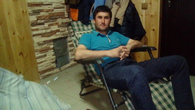  9659166  Maksim, 31 ,    