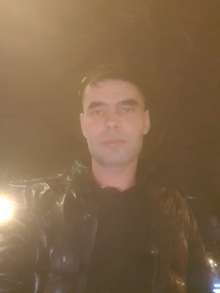  33638736  Zafarbek, 27 ,    