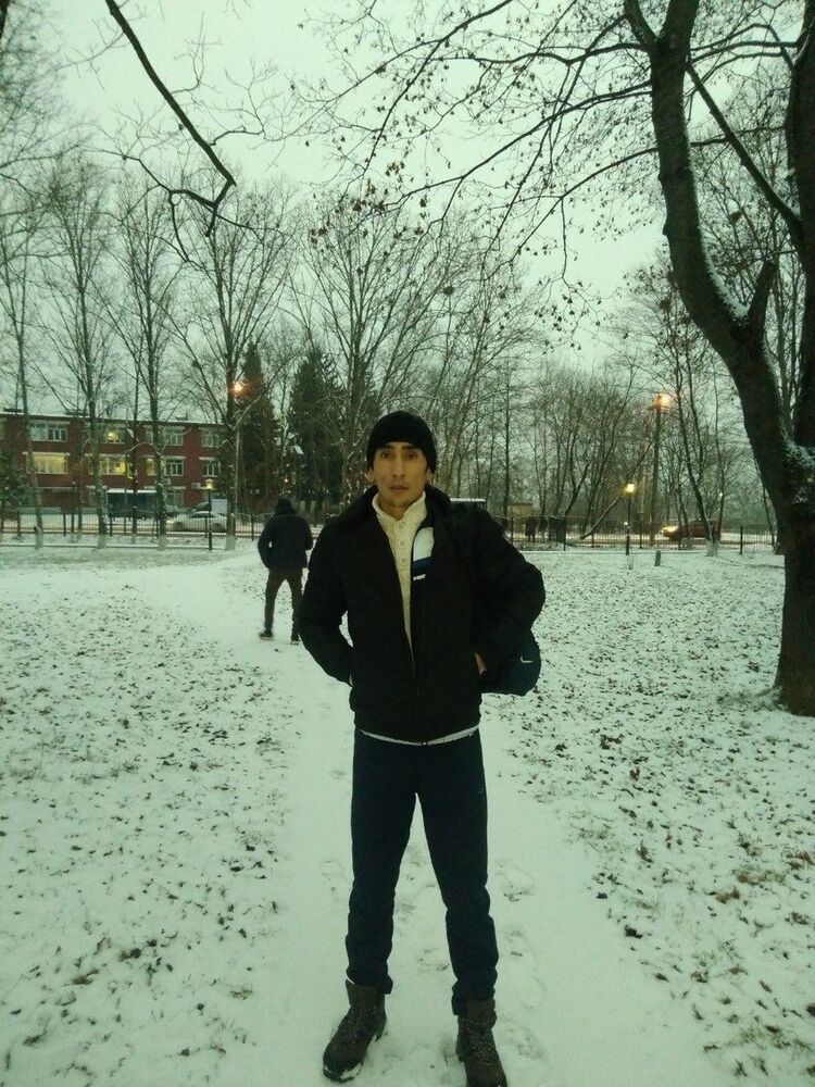  18504606  Akesh, 39 ,    