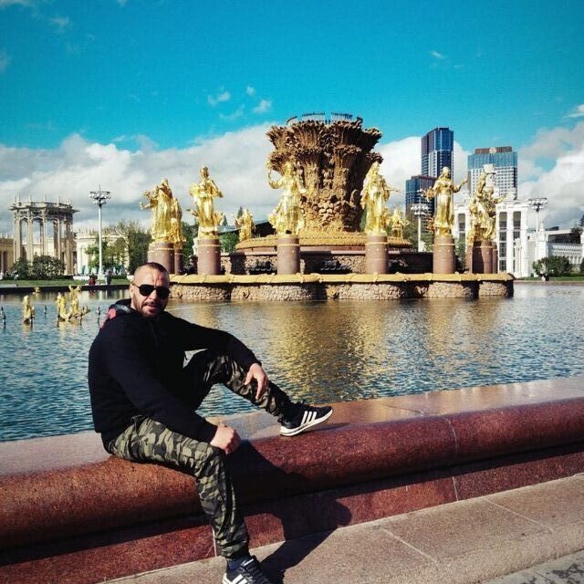  Utopia,   Ali Adin, 40 ,   ,   