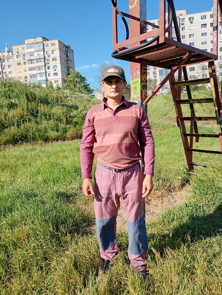  ,   Vlad, 48 ,   ,   , c , 