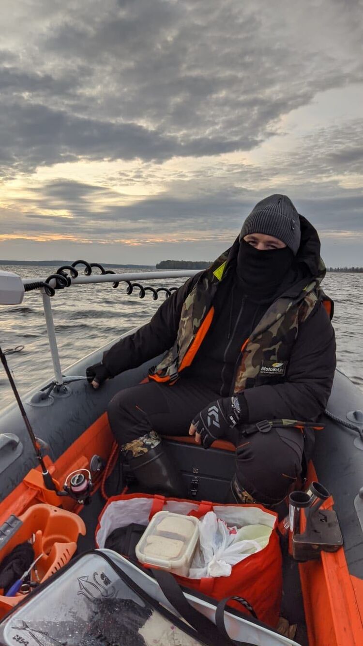  54380116  , 30 ,    -