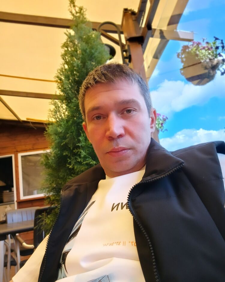  44604476  , 34 ,    