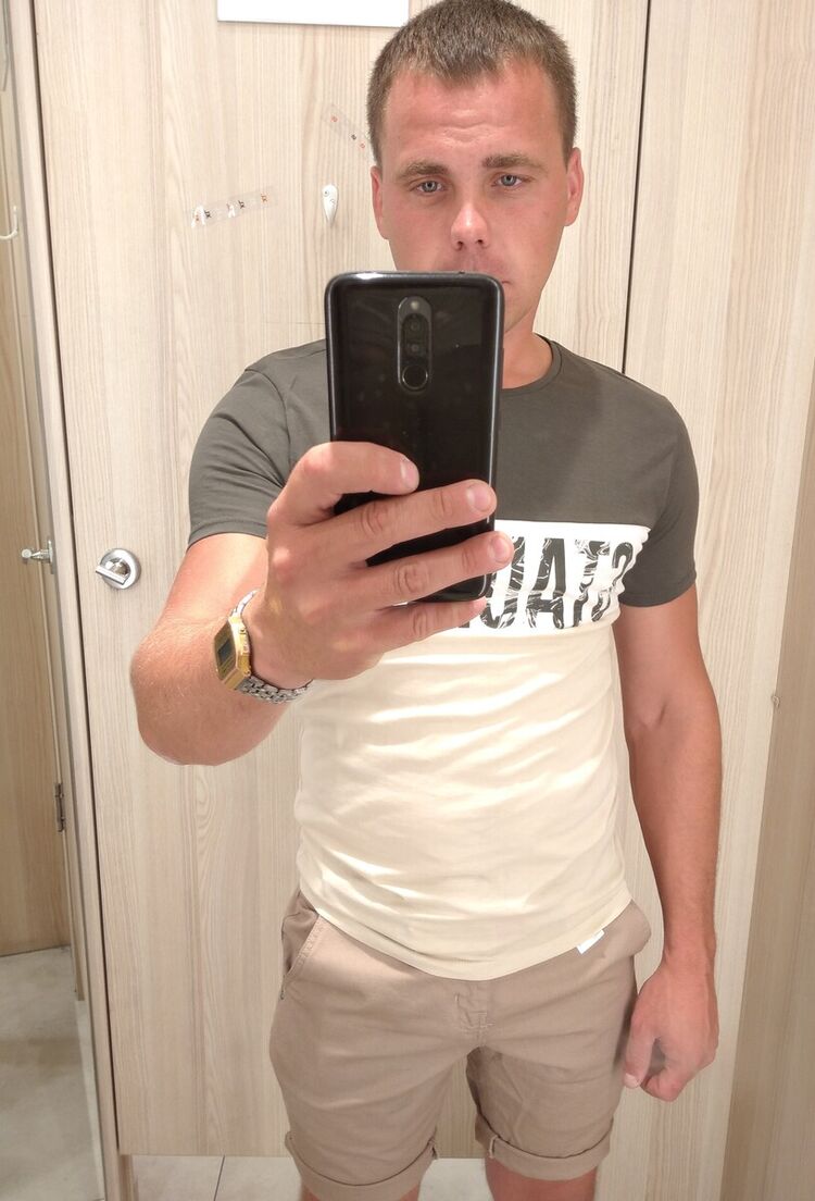  20703086  , 35 ,    