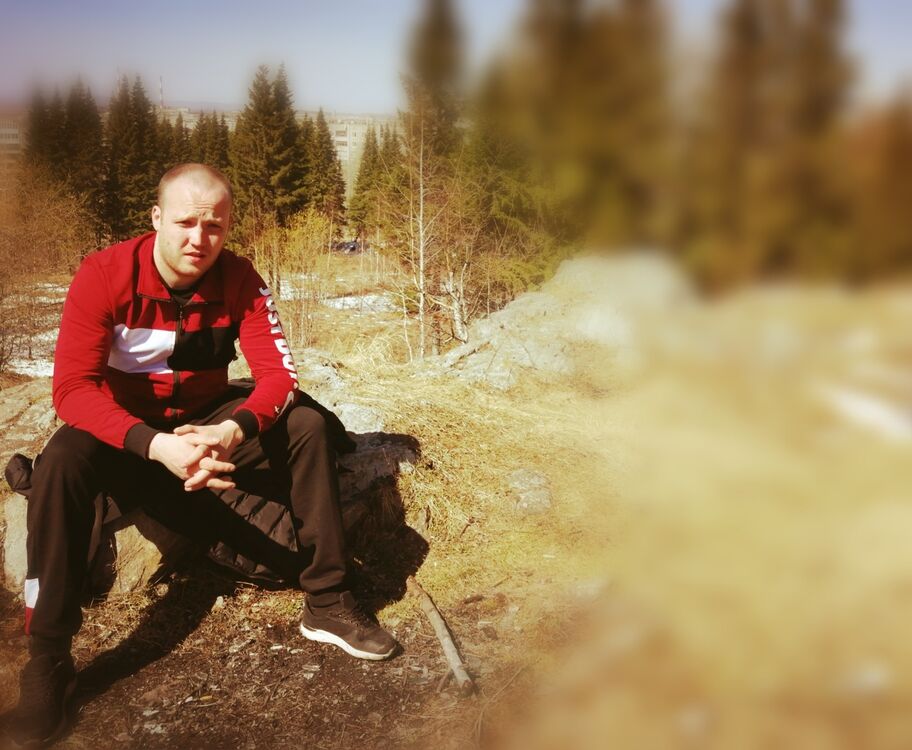  53321426  Valentin, 30 ,     