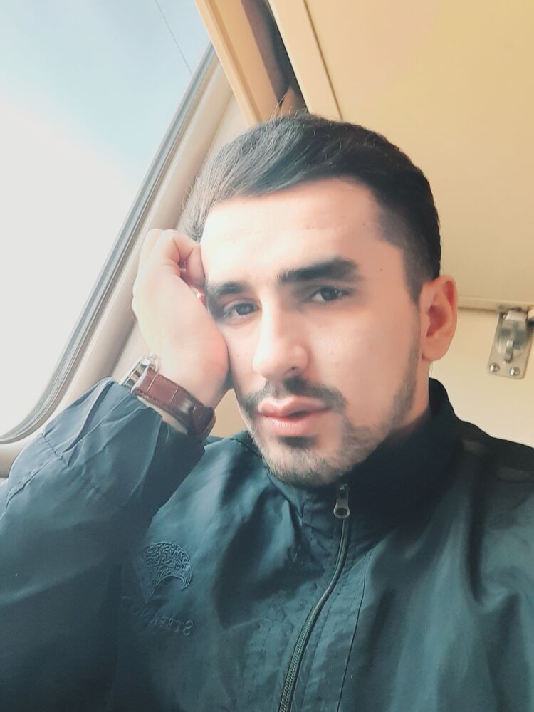 44950676  , 27 ,    