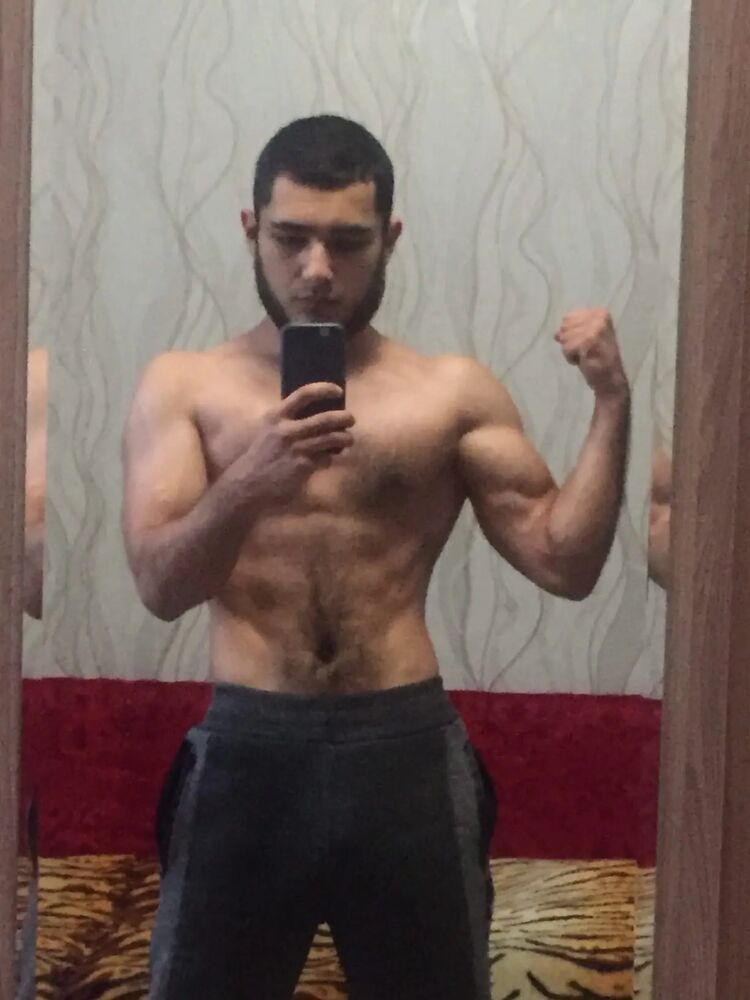  45560996  Nuriddin, 24 ,    