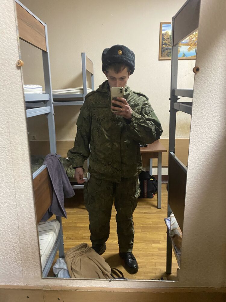  40088116  , 24 ,    