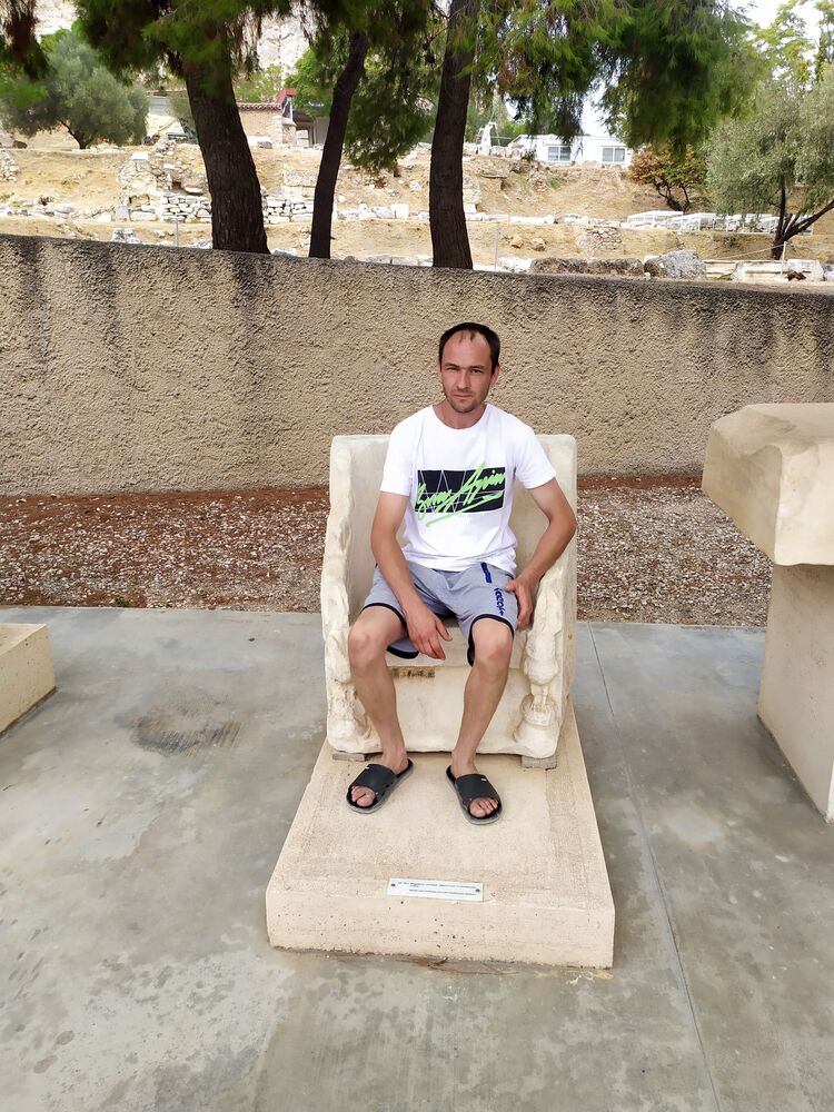  47926506  Valeriu, 39 ,    
