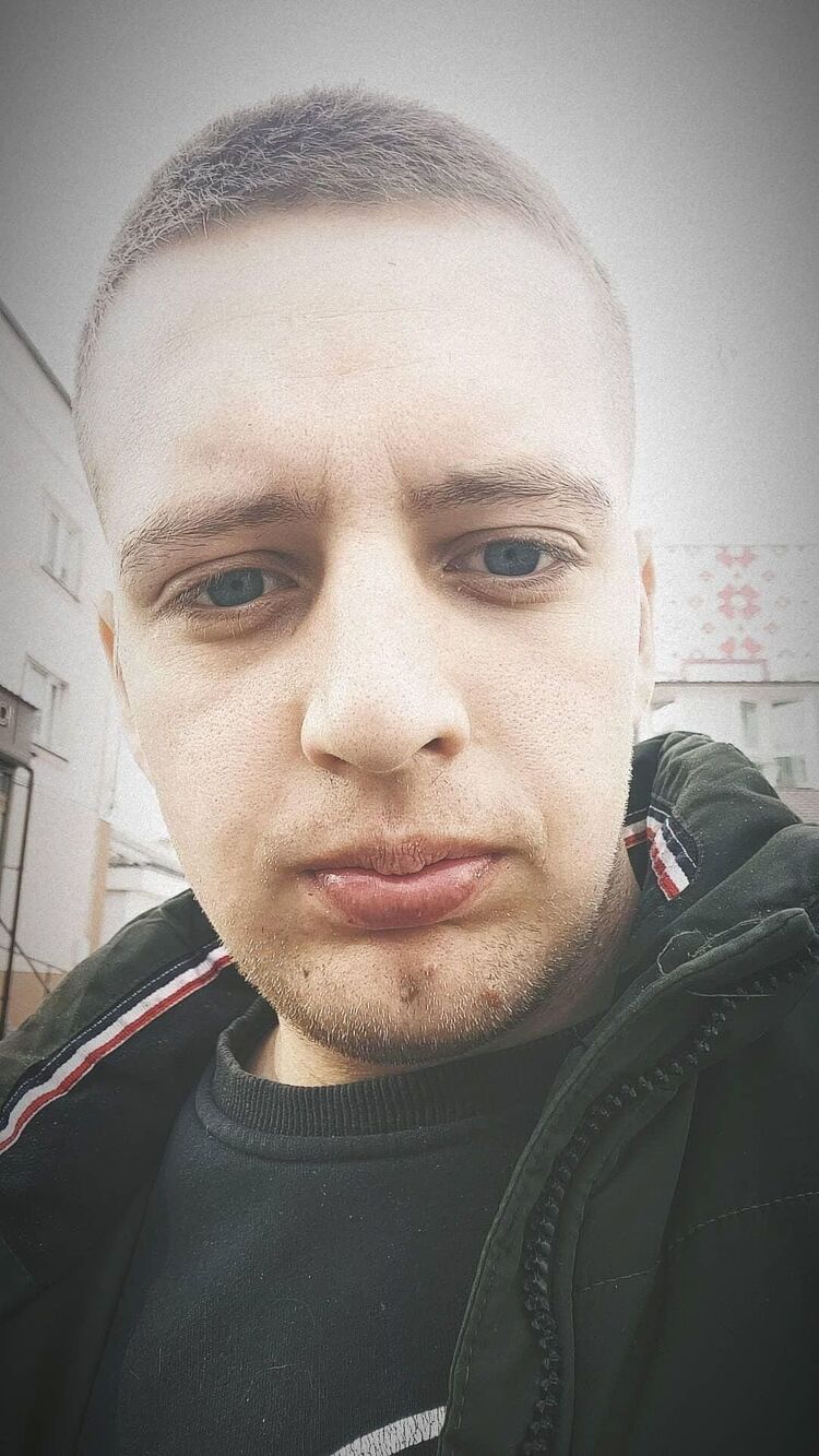  ,   Dima, 22 ,   ,   
