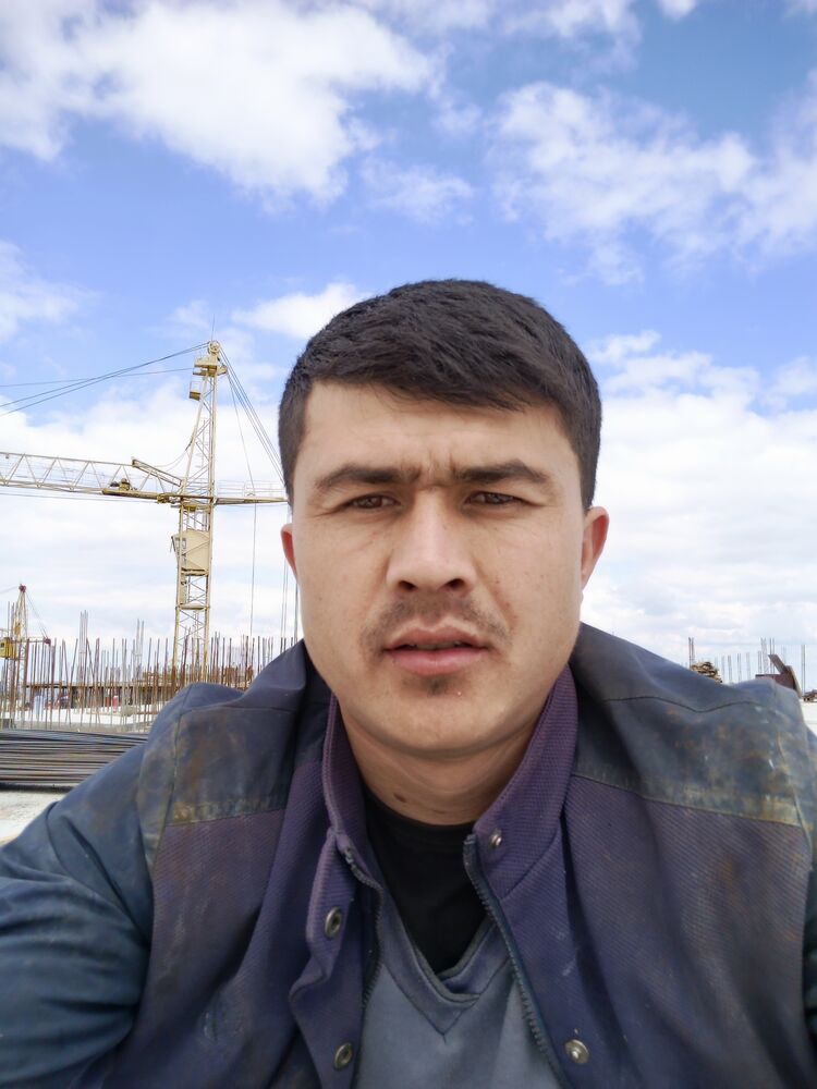  52997326  Ubay, 27 ,    