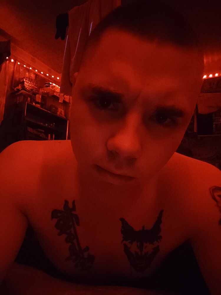  40327946  , 25 ,    