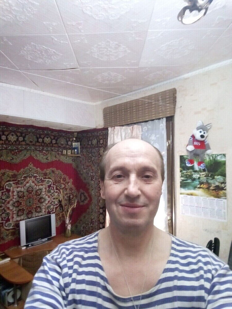  ,   Maikl, 81 ,     , c 