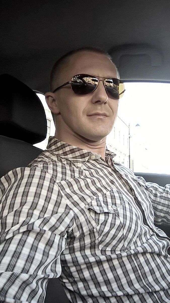  8319496  Andrey, 45 ,    -