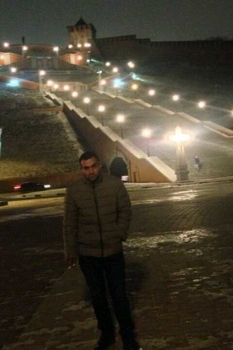  17936386  Narek, 31 ,    