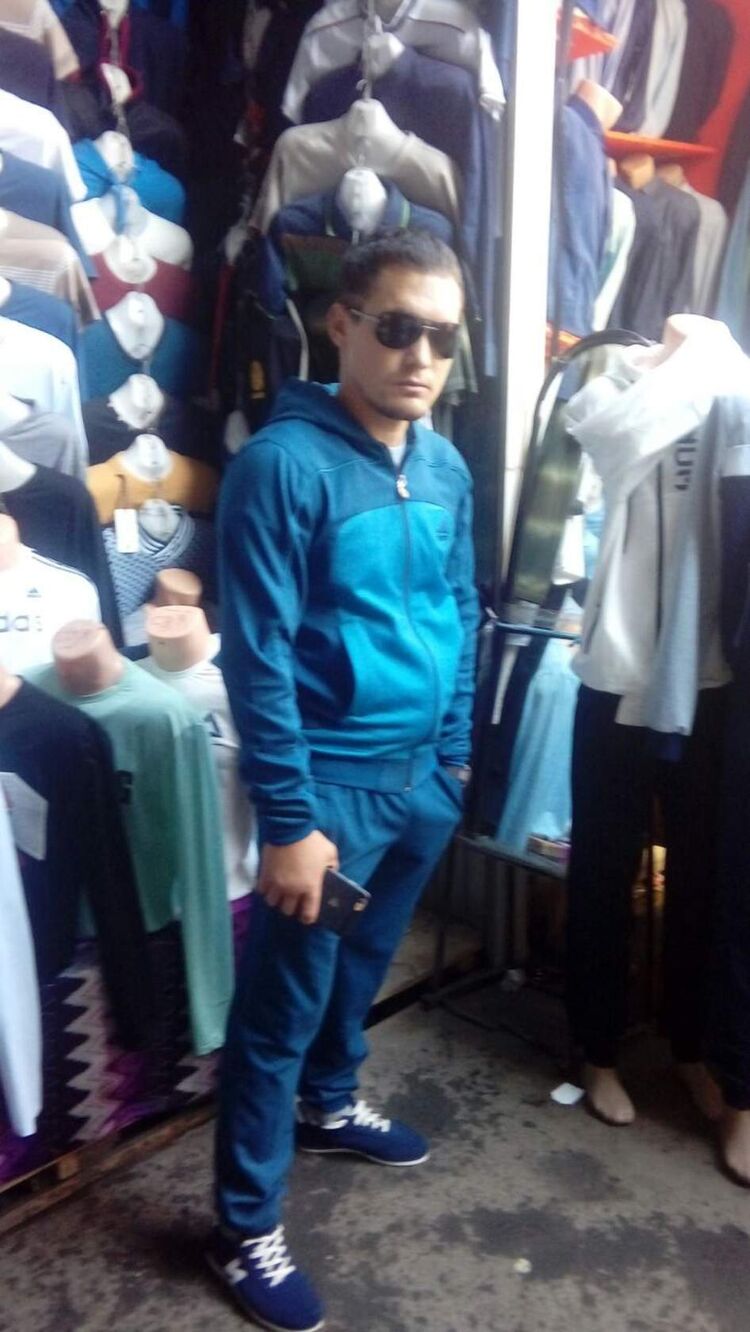  ,   Ruslan, 36 ,   ,   , c , 