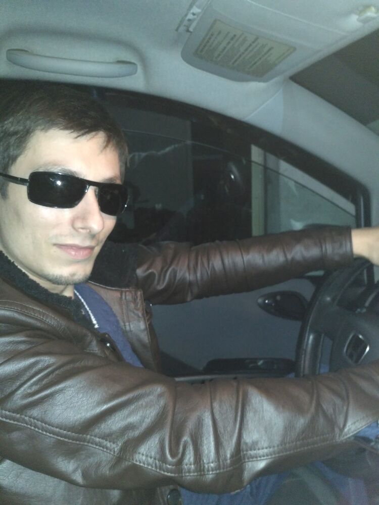  ,   Vitalie, 38 ,   ,   , c 