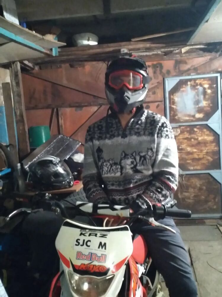  41662926  , 35 ,    