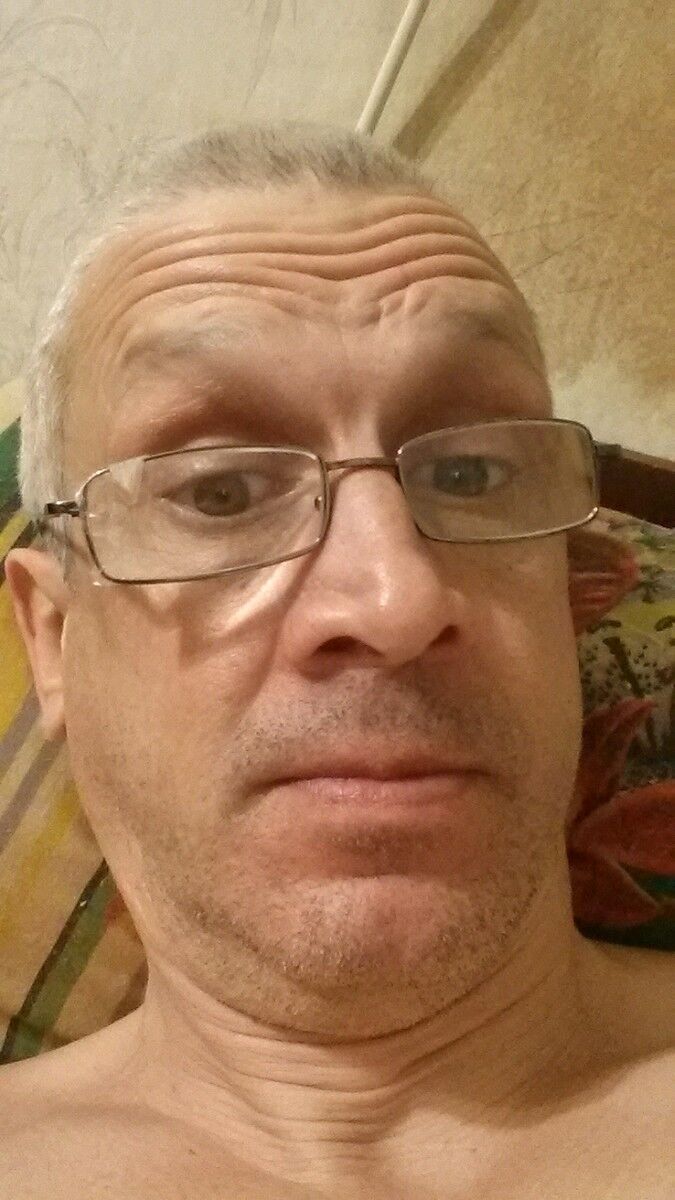  18874836  Dmitrij, 49 ,     
