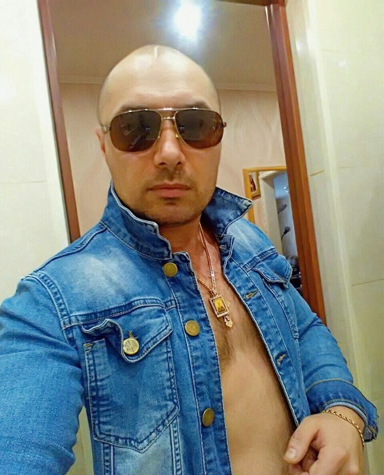  15796156  , 50 ,    