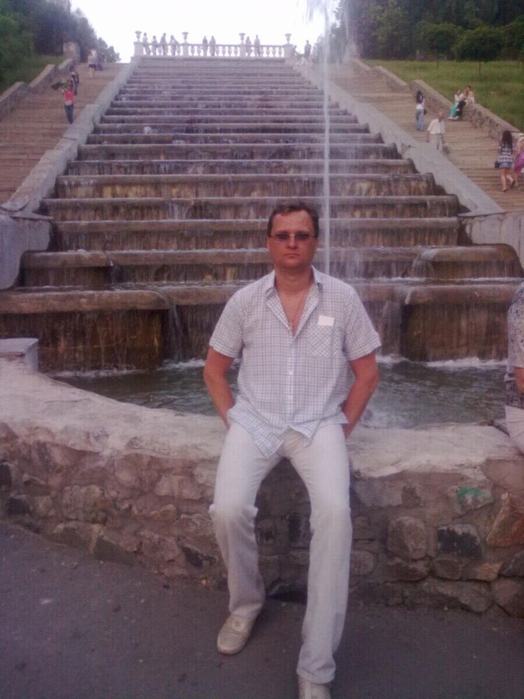  21514046  Oleg, 50 ,    