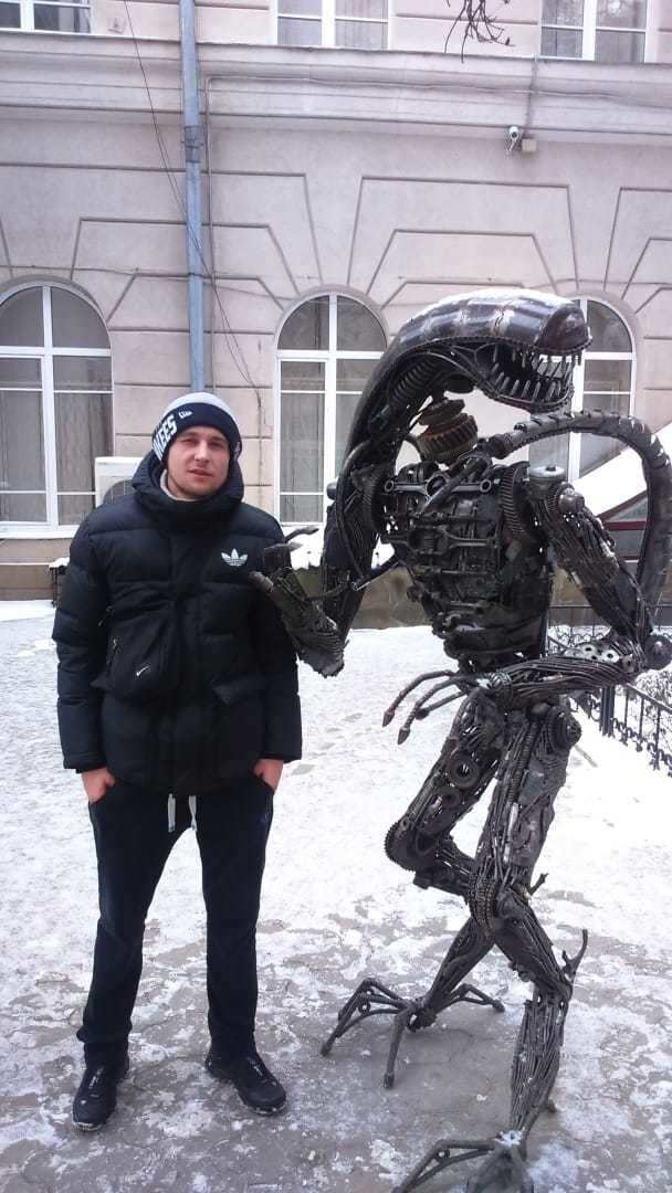  18669486  , 33 ,    --