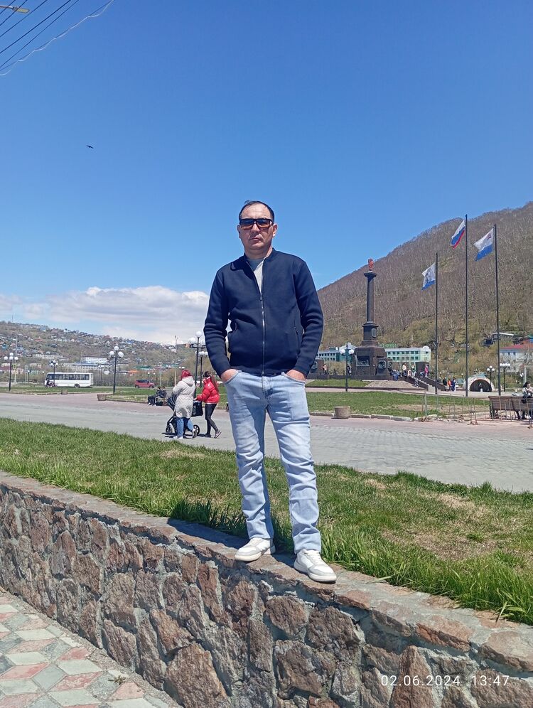  51782286  Kazbek, 40 ,    -