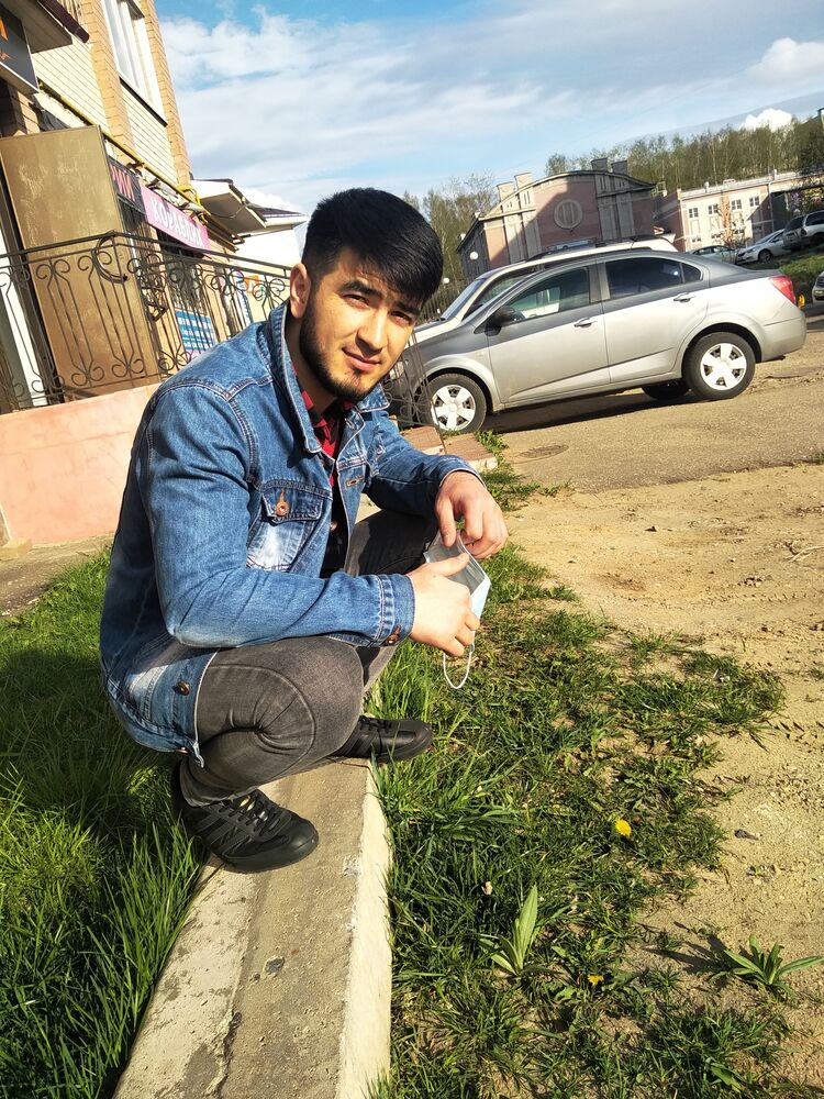  ,   Bakx Tee, 26 ,   ,   