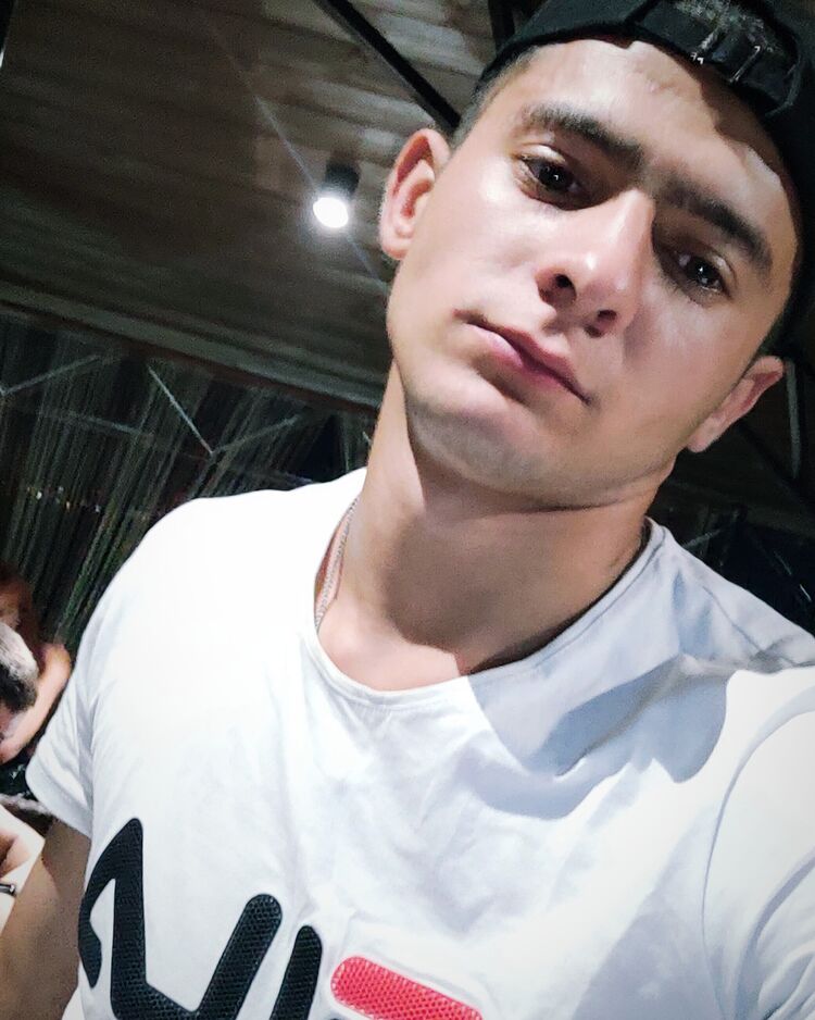  47538876  Sergiv, 24 ,    