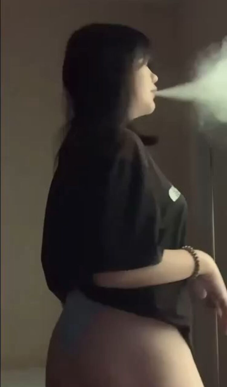  45608136  , 19 ,    