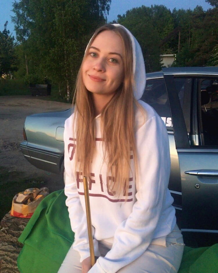  -,   Katrin, 27 ,   ,   