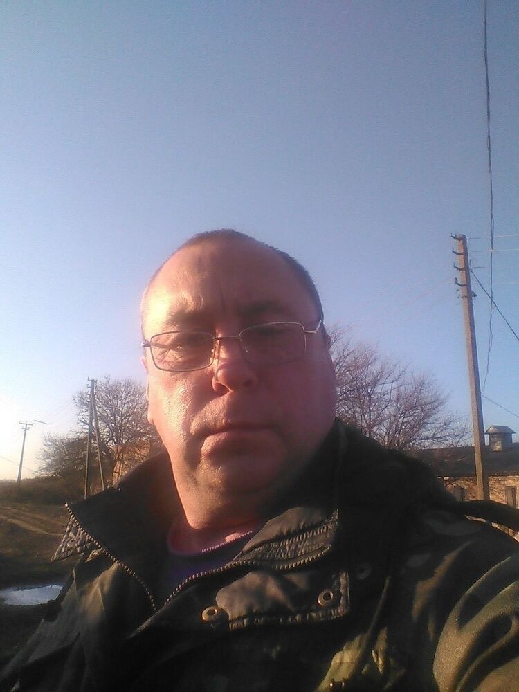  18833616  , 54 ,    