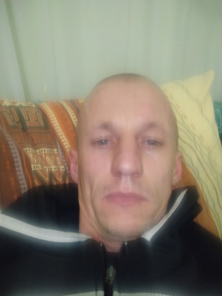  24271716  , 37 ,    