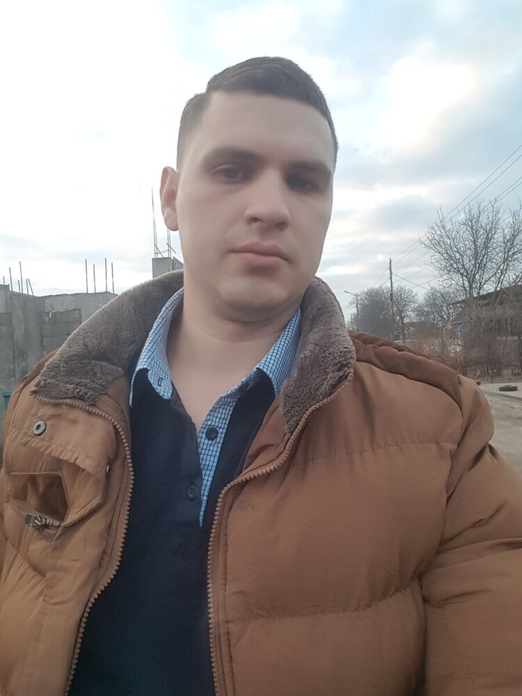  22025716  , 34 ,    