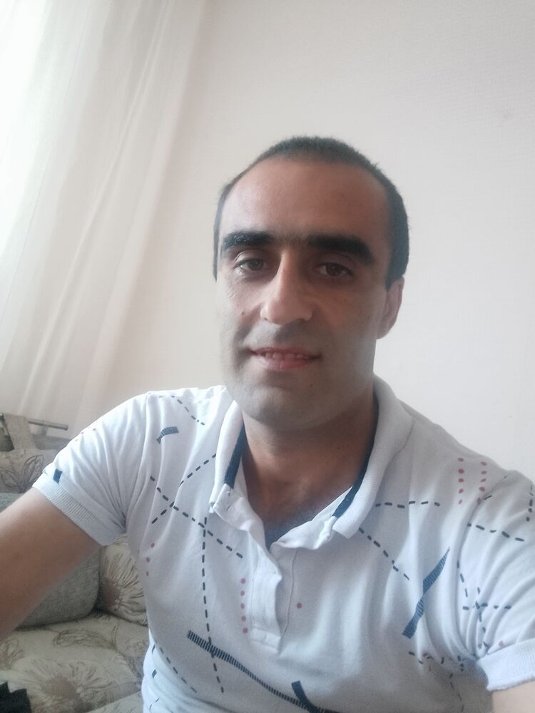  29550436  Armen, 42 ,    