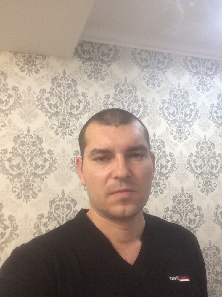  14434276  Sam, 44 ,    