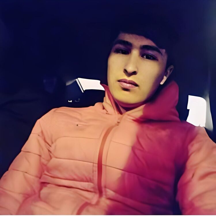  45312856  Elyorbek, 25 ,    