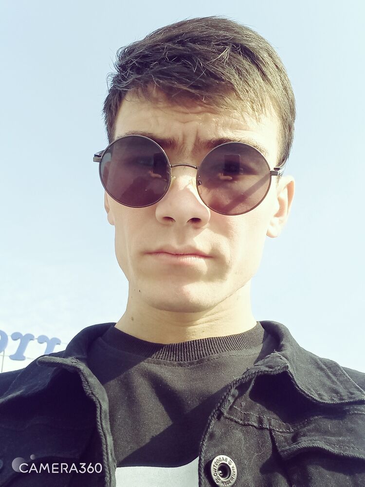  27087106  , 24 ,    -