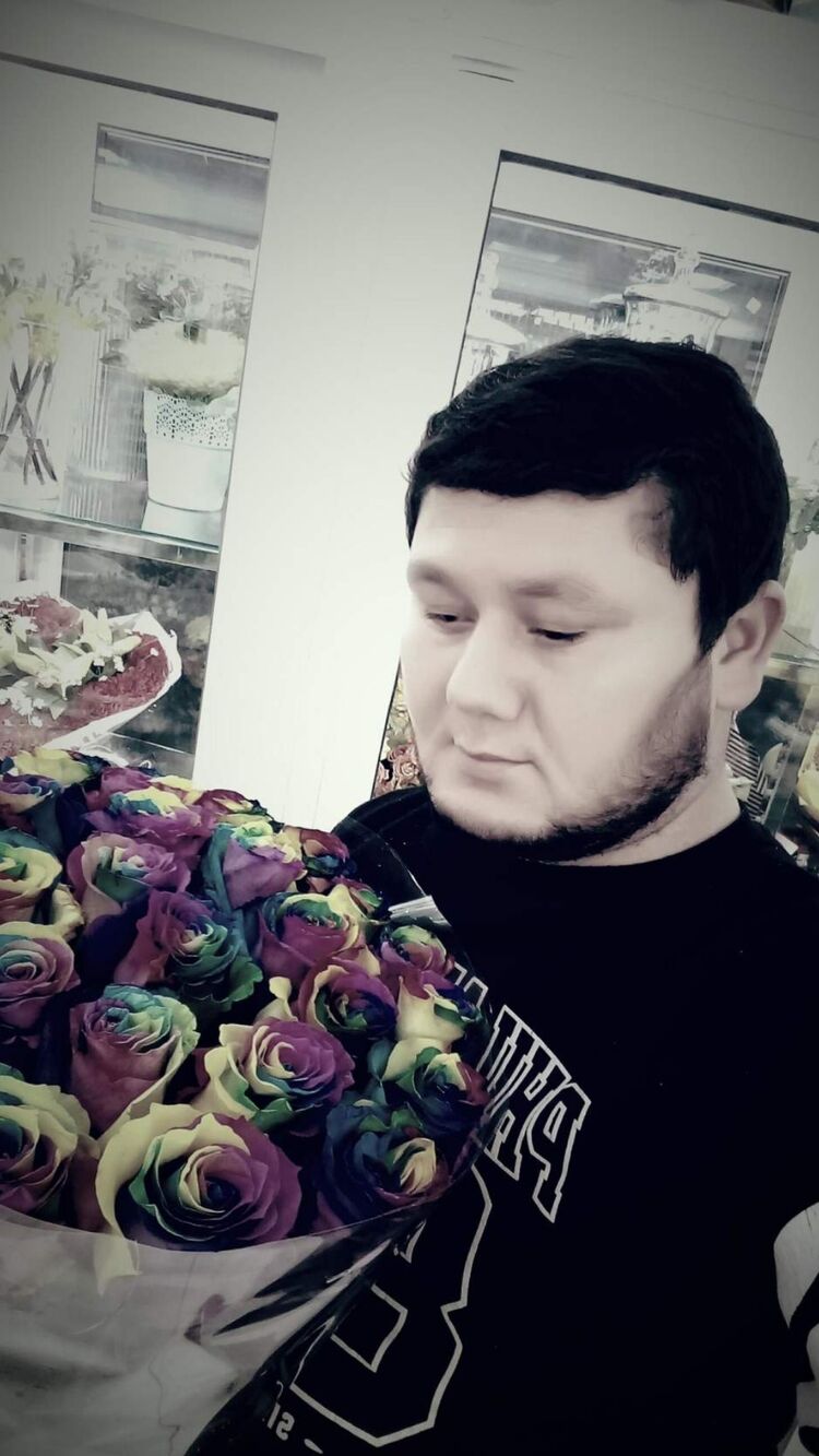  28042346  Abdulla, 30 ,    